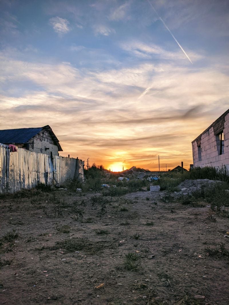 Her face says freedom with a little fear